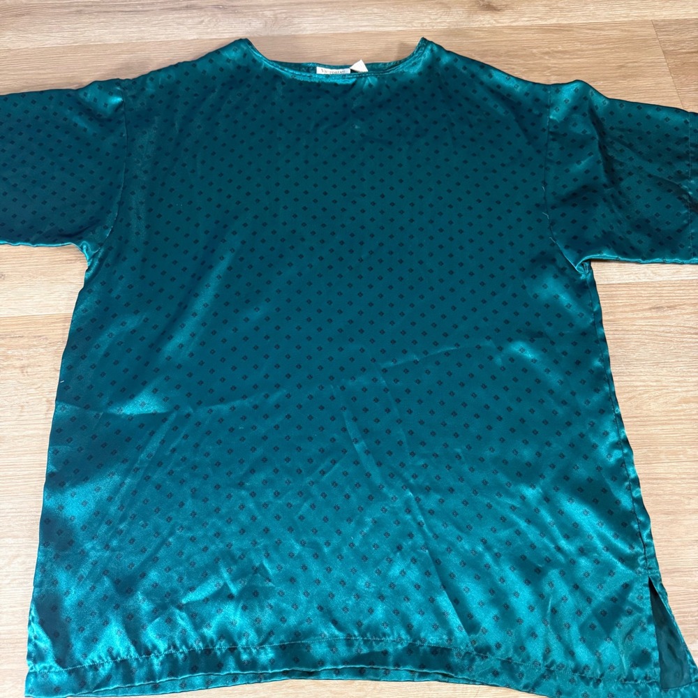 Vintage Victorias Secret Gold Label Emerald Green Satin Sleep Shirt Large